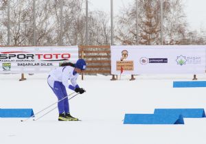 Kahraman Dünya üçüncüsü